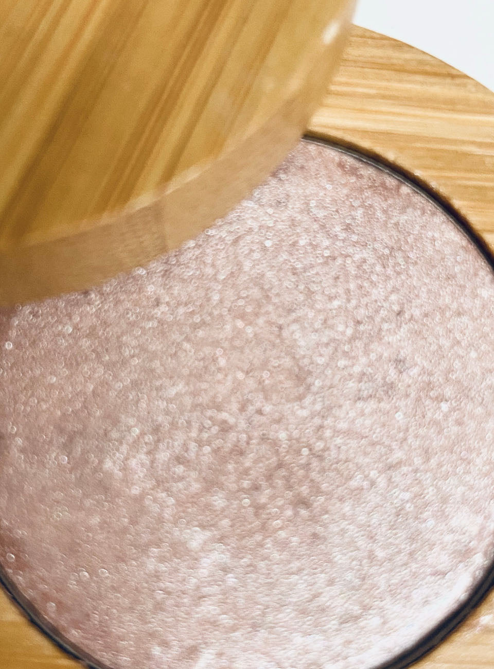 creme highlighter - bellini